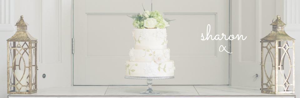 A photograph of one of Sharon's beautiful wedding cakes.